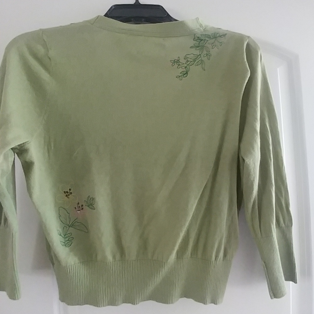 Sweater - Picture 3 of 4